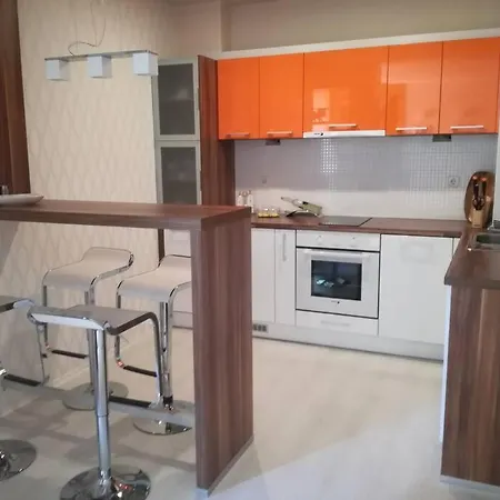 Luxury Apartment, Great Location