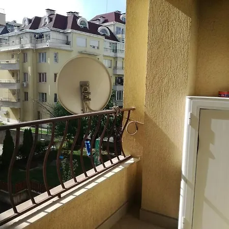 Luxury Apartment, Great Location